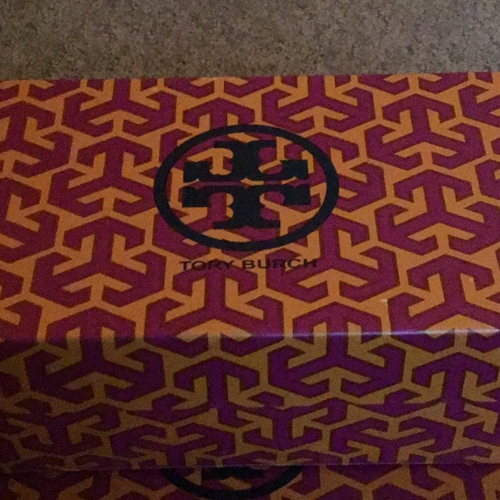 Tory Burch Boxes - Picture 2 of 3